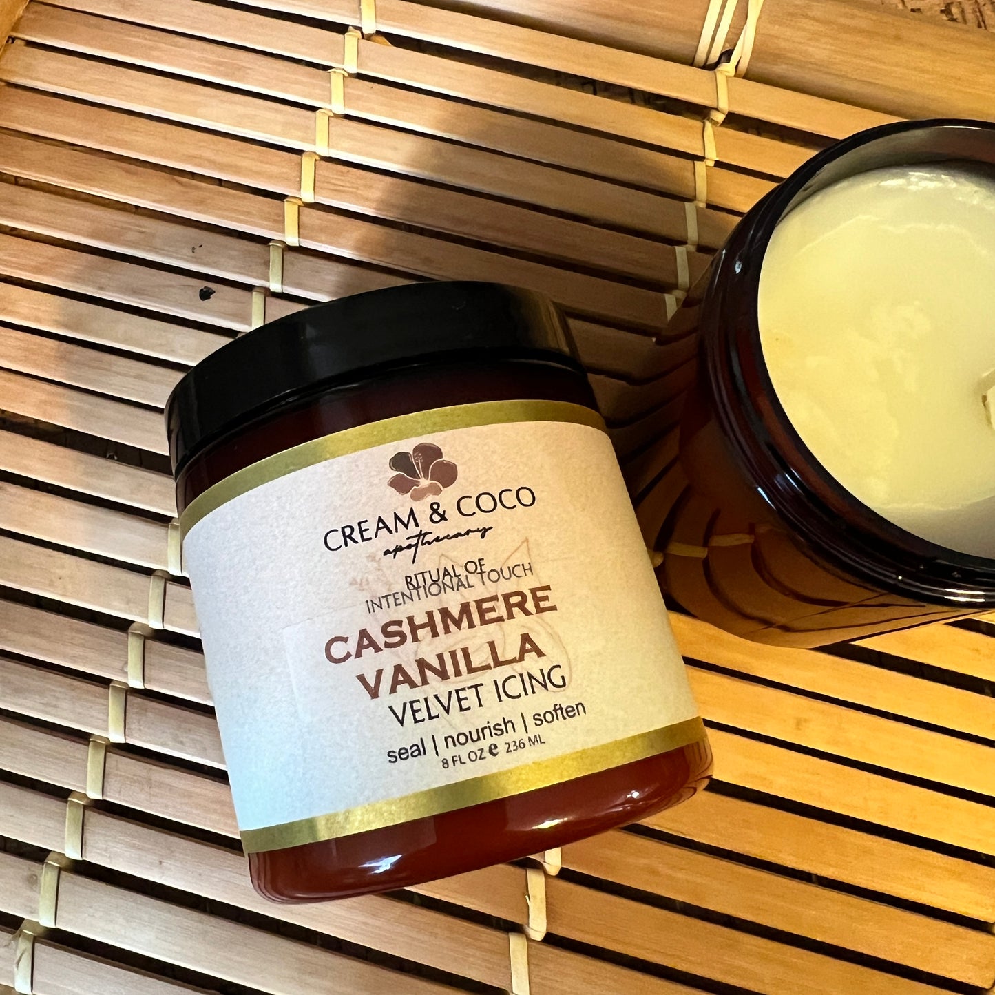 Cashmere Vanilla Velvet Icing