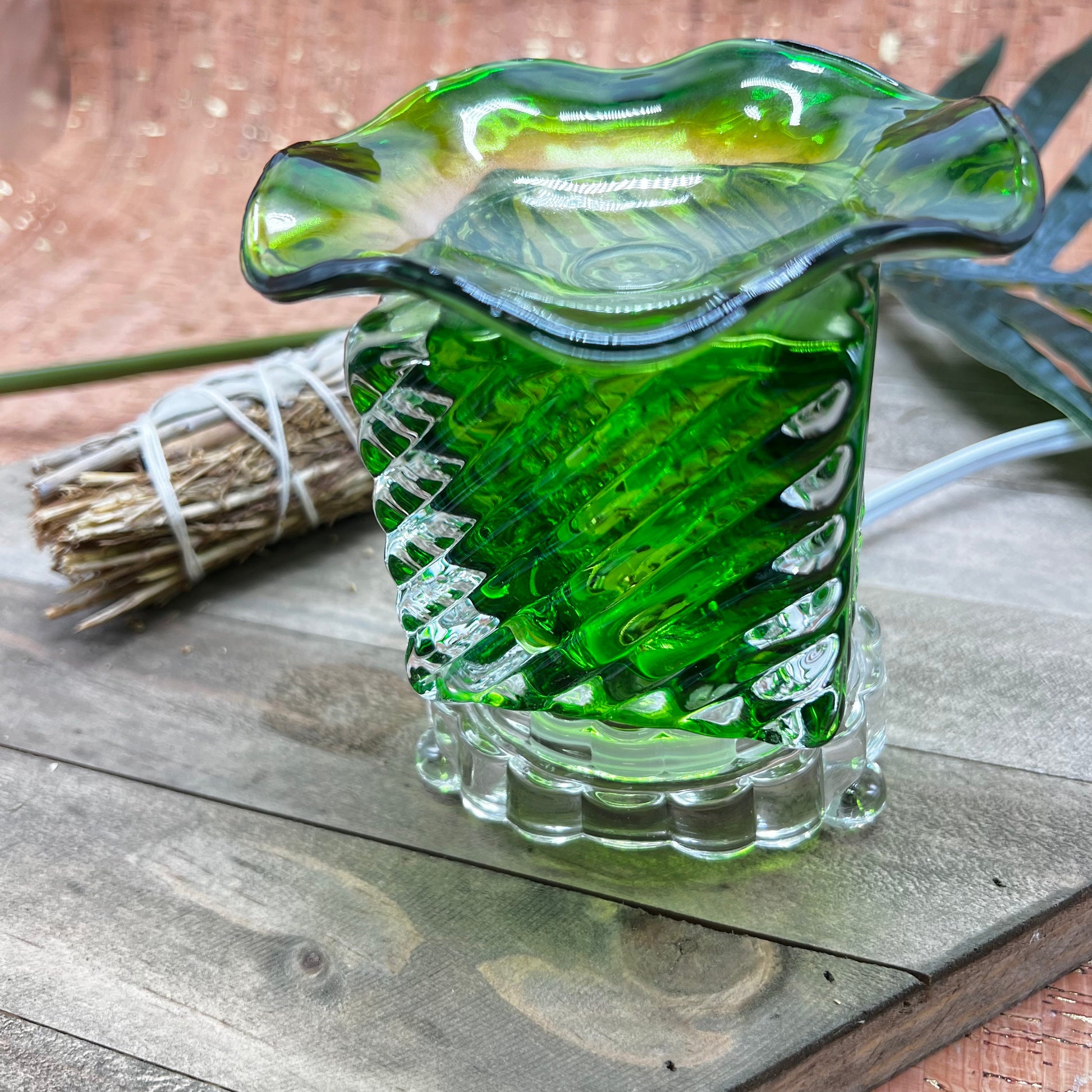Electric Glass Oil Burner - Cream & Coco Skincare